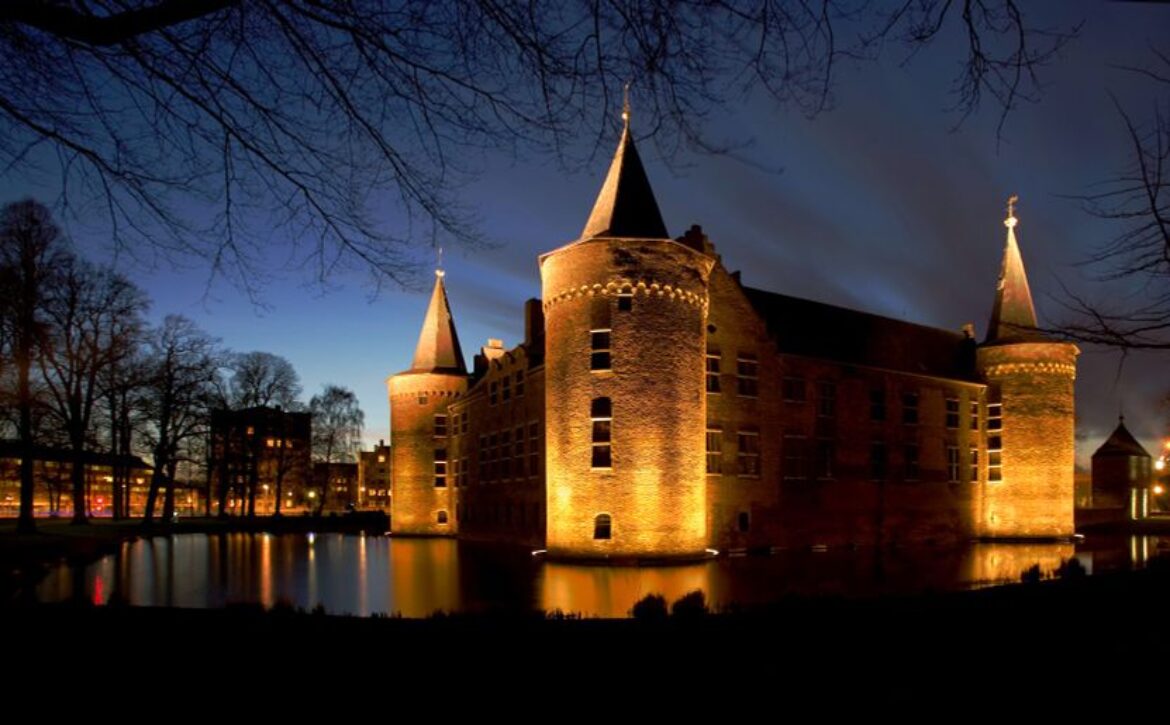 kasteel-helmond-avond-1920×1080